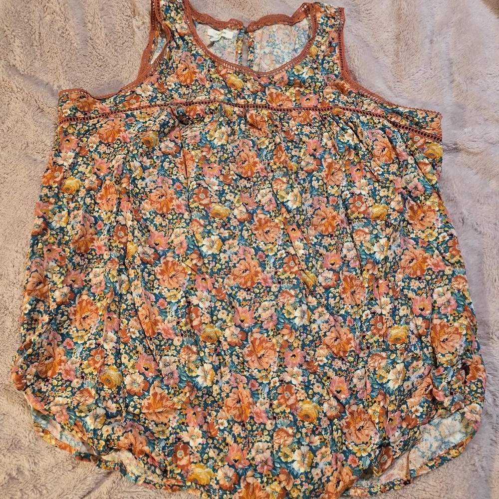 Maurices Multicolor Floral Sleeveless Blouse